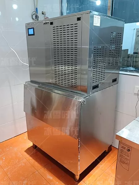 Application scenarios of 500-kilogram block ice machine in hotels